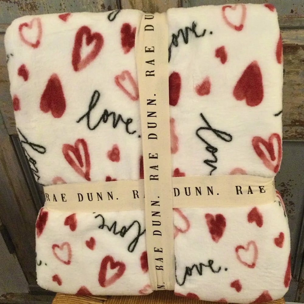 Rae Dunn love heart valentine queen blanket